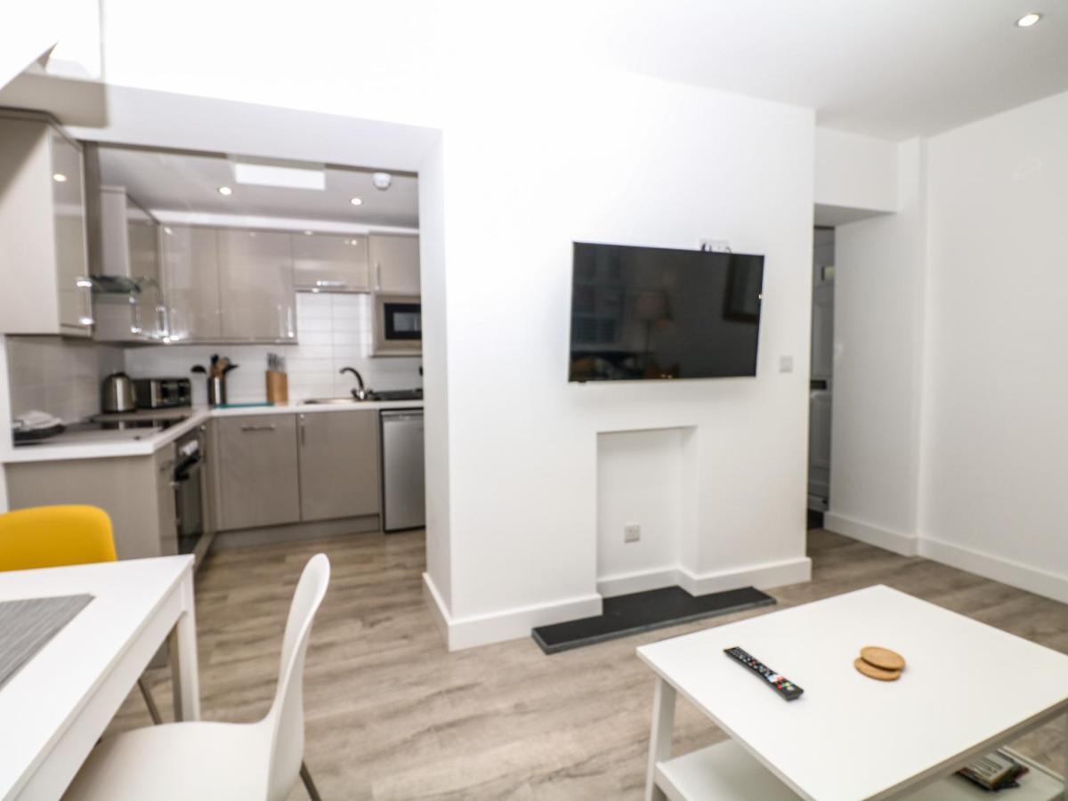 Sea Thrift Apartment Тинмут Екстериор снимка